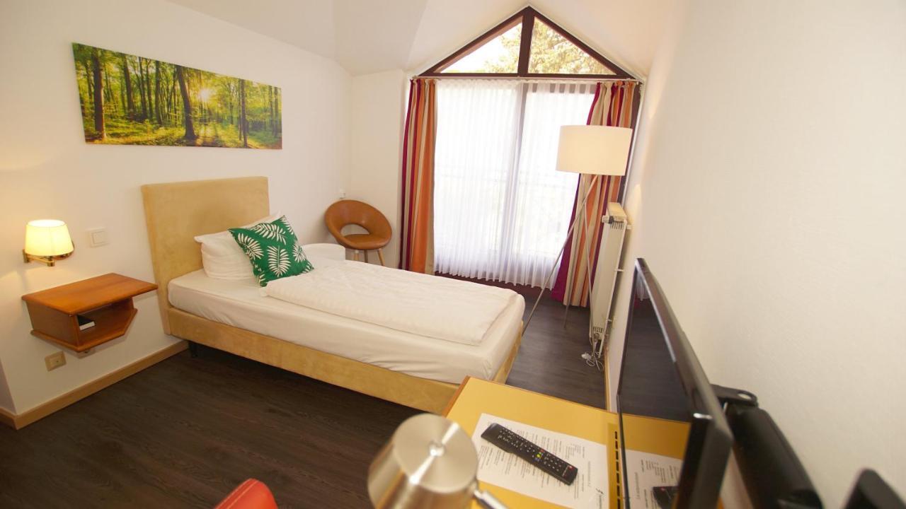 Gut-Hotel Tannenhof Haiger Habitación foto