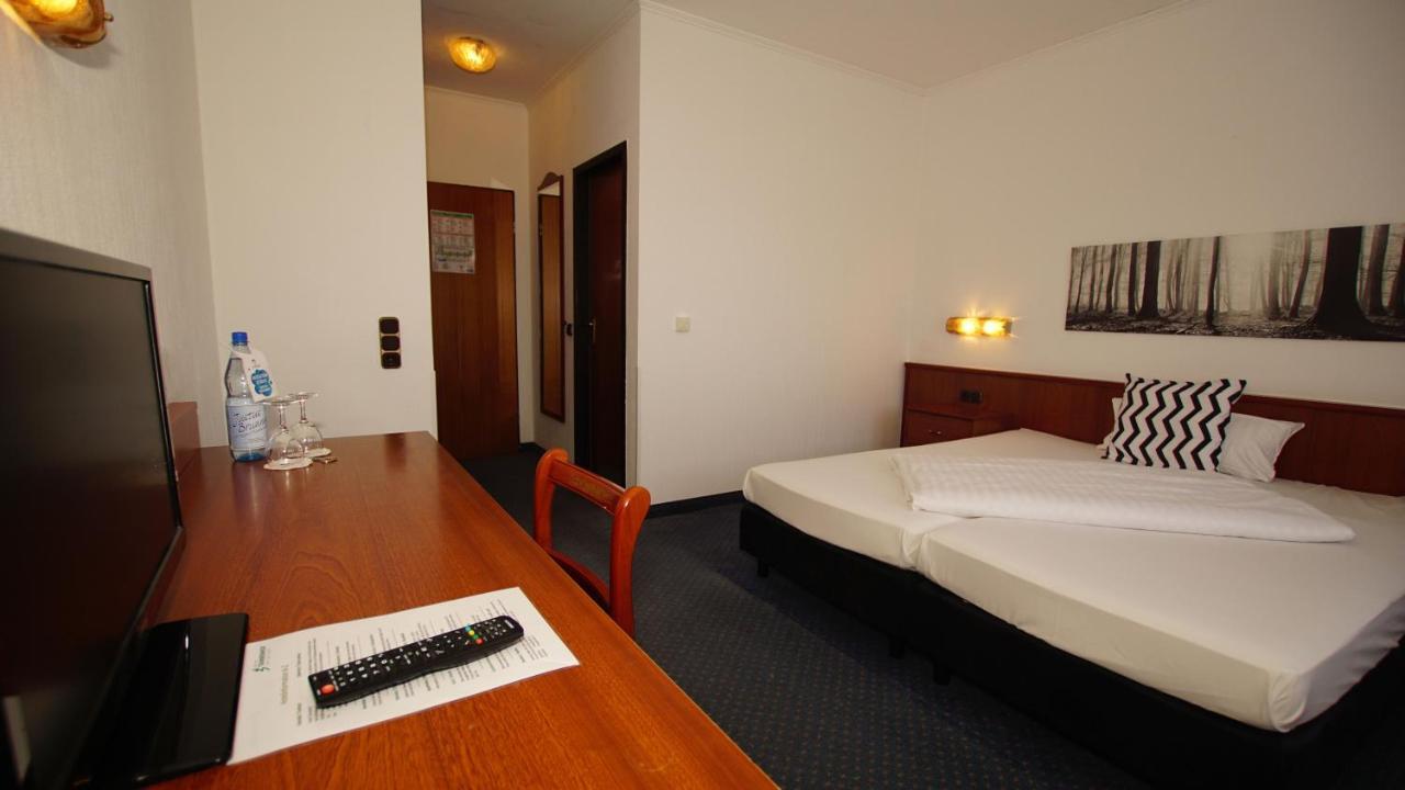 Gut-Hotel Tannenhof Haiger Habitación foto