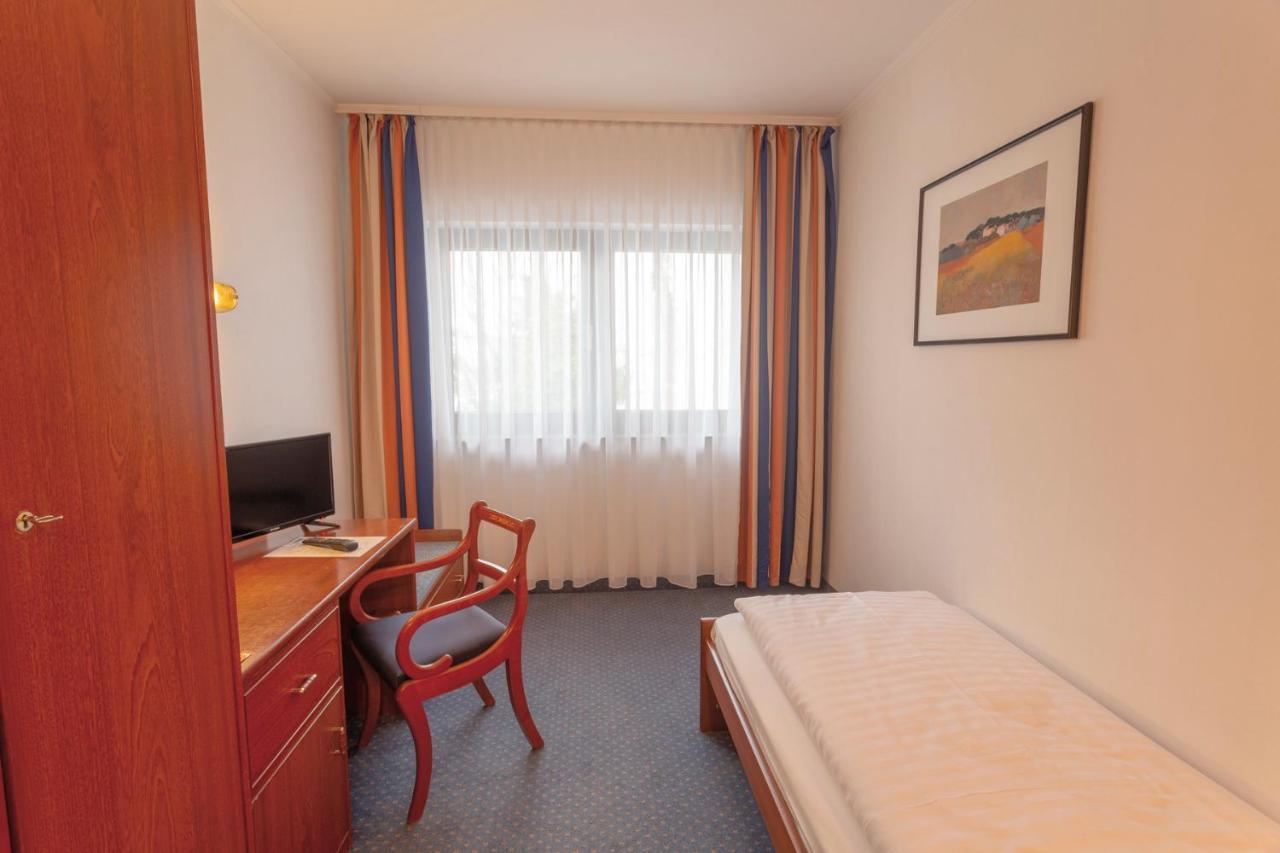Gut-Hotel Tannenhof Haiger Habitación foto